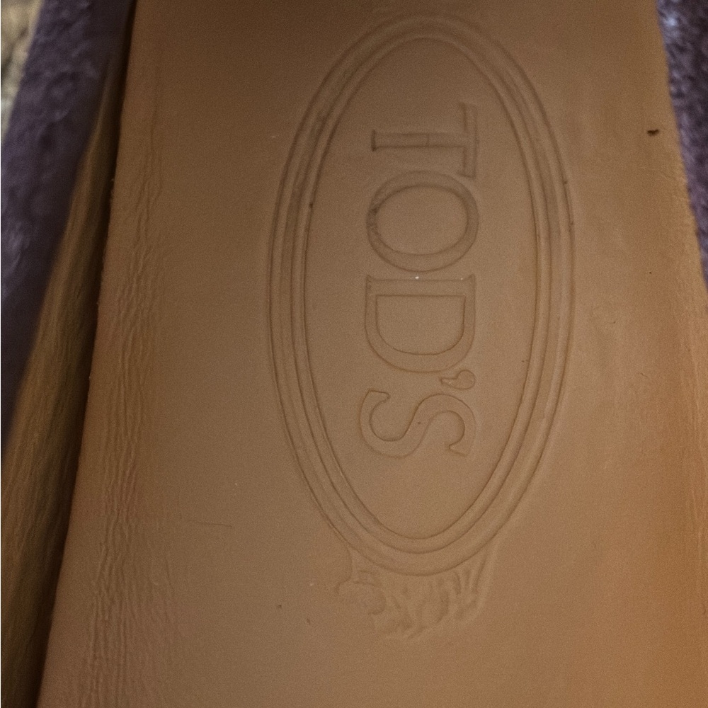 TODS’S Burgundy Suede Gommino Loafers - Ladies Sz 38 - Picture 6 of 8